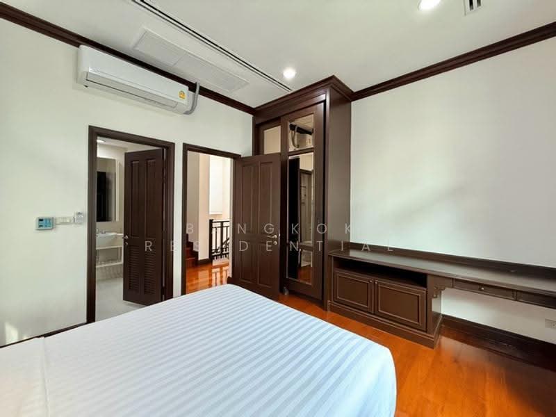 L & H Sathorn, Bangkok, 88 Narathiwat Ratchanakharin Road, Chong Nonsi, Yan Nawa, Bangkok, 4 Bedrooms, 426 sqm, Villa For Rent, by Bangkok Residential, 500630017 - DDproperty.com