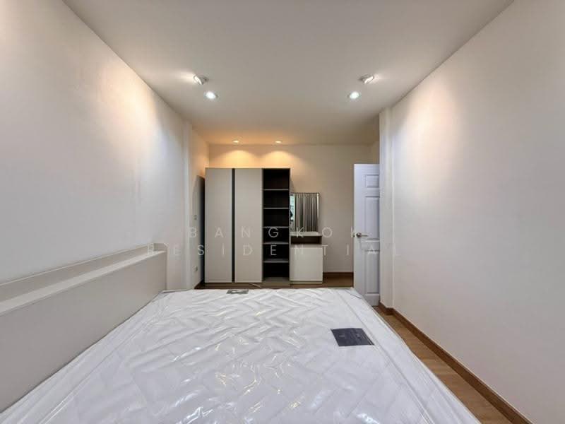 Townhouse, Bangkok, Naradhiwas 14, Thung Wat Don, Sathon, Bangkok, 3 Bedrooms, 140 sqm, Townhouse For Rent, by Bangkok Residential, 500630047 - DDproperty.com