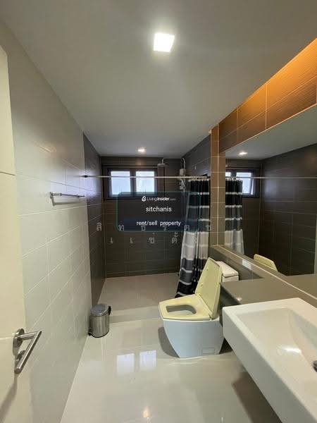 Baan Klang Muang Ratchayothin, Bangkok, 464 Phahonyothin Alley, Sena Nikhom, Chatuchak, Bangkok, 3 Bedrooms, 195 sqm, Townhouse For Rent, by สิทธิรัตช์ เเซ่ตั้ง, 500630137 - DDproperty.com