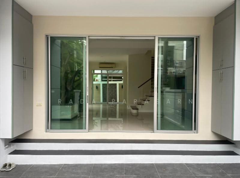 Baan Klang Muang Urbanion Srinakarin, Bangkok, Soi Srinakarin 46, Nong Bon, Prawet, Bangkok, 2 Bedrooms, 115 sqm, Single Detached House For Sale, by Airada Parasarn, 500630166 - DDproperty.com