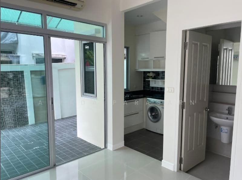 Baan Klang Muang Urbanion Srinakarin : บ้านกลางเมือง เออร์บาเนี่ยน ศรีนครินทร์ , กรุงเทพ, ซอยศรีนครินทร์ 46, หนองบอน, ประเวศ, กรุงเทพ, 115 ตร.ม., บ้านเดี่ยว ขาย, โดย Airada Parasarn, 500630166 - DDproperty.com