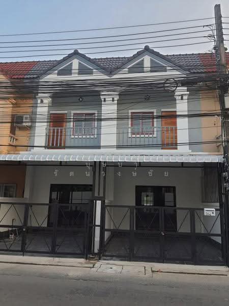 รีโนเวทใหม่ ทำเลโชคชัย 4 ซอย 82-2 ให้เช่าทาวน์เฮ้าส์ 2 ชั้น บ้านสวย พร้อมอยู่, Bangkok, โชคชัย 4, Lat Phrao, Bangkok, 2 Bedrooms, 120 sqm, Townhouse For Rent, by บุษบา รัตนวงษ์ชัย, 500630174 - DDproperty.com