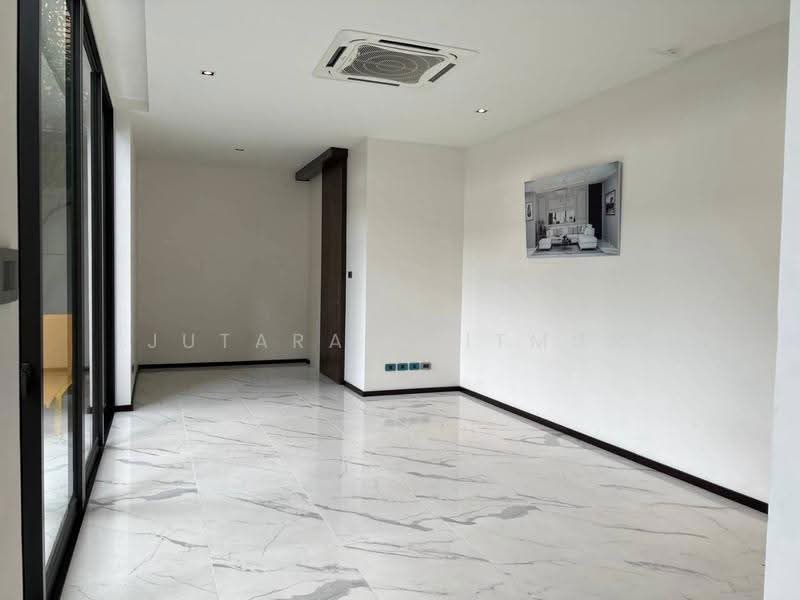 The Primary V, Bangkok, 29 Prasert - Manukitch Road, Chorake Bua, Lat Phrao, Bangkok, 4 Bedrooms, 580 sqm, Single Detached House For Rent, by Jutarat Jitmun, 500630212 - DDproperty.com