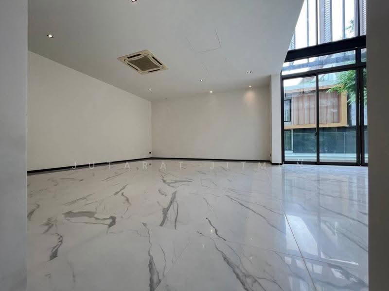The Primary V, Bangkok, 29 Prasert - Manukitch Road, Chorake Bua, Lat Phrao, Bangkok, 4 Bedrooms, 580 sqm, Single Detached House For Rent, by Jutarat Jitmun, 500630212 - DDproperty.com