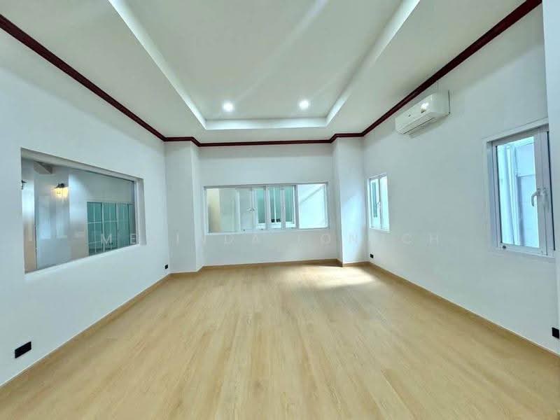 undefined, Phuket, Ratsada, Muang Phuket, Phuket, 4 Bedrooms, 325 sqm, Single Detached House For Sale, by Melinda Lonuch, 500630214 - DDproperty.com