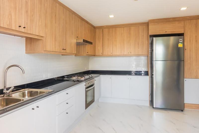 Sethiwan Residence, Bangkok, Soi Sukhumvit 13, Khlongtoei Nua, Watthana, Bangkok, 4 Bedrooms, 300 sqm, Condo For Rent, by Suchart Gambhir, 500630250 - DDproperty.com