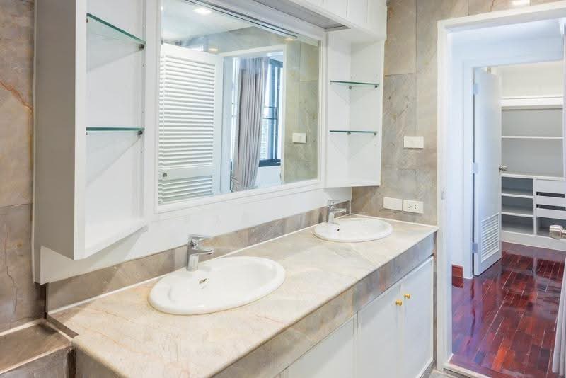 Sethiwan Residence, Bangkok, Soi Sukhumvit 13, Khlongtoei Nua, Watthana, Bangkok, 4 Bedrooms, 300 sqm, Condo For Rent, by Suchart Gambhir, 500630250 - DDproperty.com
