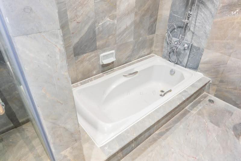 Sethiwan Residence, Bangkok, Soi Sukhumvit 13, Khlongtoei Nua, Watthana, Bangkok, 4 Bedrooms, 300 sqm, Condo For Rent, by Suchart Gambhir, 500630250 - DDproperty.com