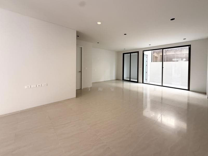 VERITZ Sathupradit 34, Bangkok, Bang Pong Pang, Yan Nawa, Bangkok, 3 Bedrooms, 340 sqm, Townhouse For Sale, by Supajee Wattanarom, 500630267 - DDproperty.com