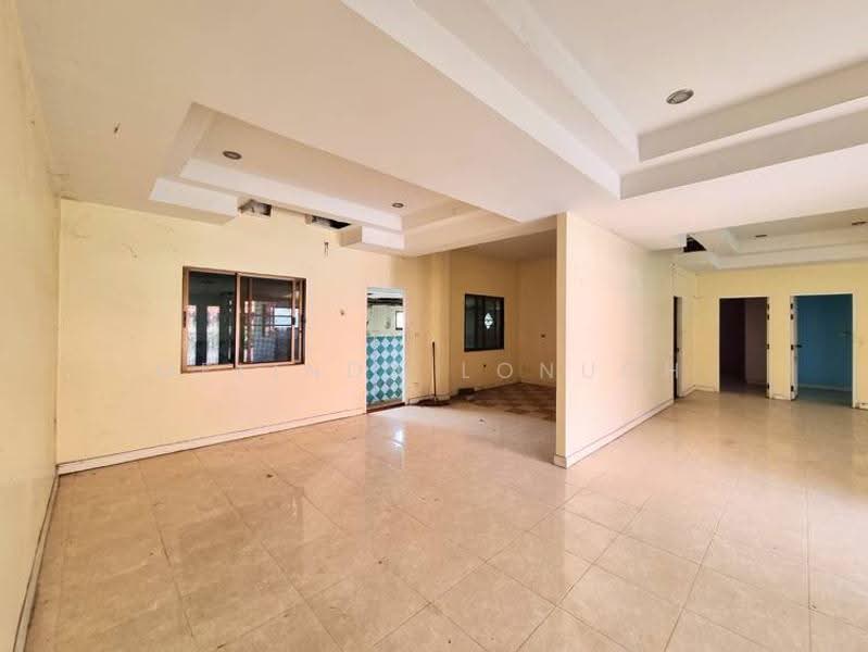 undefined, Chon Buri (Pattaya), Nong Pru, Bang Lamung (Pattaya), Chon Buri (Pattaya), 4 Bedrooms, 250 sqm, Single Detached House For Sale, by Melinda Lonuch, 500630273 - DDproperty.com