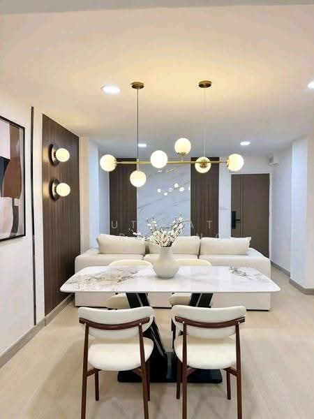 Baan Phrayapirom-Ratchada, Bangkok, Soi Ratchadaphisek 36, Chan Kasem, Chatuchak, Bangkok, 2 Bedrooms, 63 sqm, Condo For Sale, by Sutapat Pariwong, 500630287 - DDproperty.com