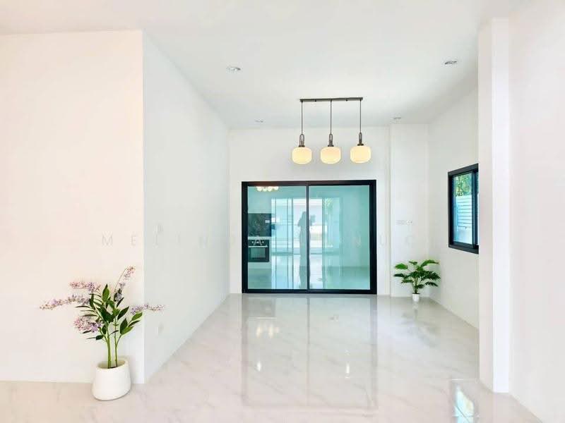 undefined, Phuket, Thep Krasattri, Thalang, Phuket, 3 Bedrooms, 204 sqm, Single Detached House For Sale, by Melinda Lonuch, 500630296 - DDproperty.com