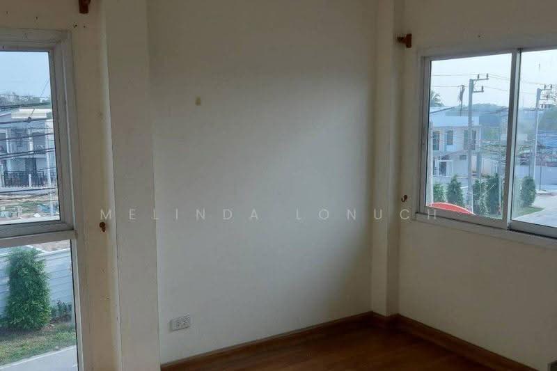 undefined, Chon Buri (Pattaya), Nong - Kham, Si Racha, Chon Buri (Pattaya), 2 Bedrooms, 90 sqm, Townhouse For Sale, by Melinda Lonuch, 500630377 - DDproperty.com