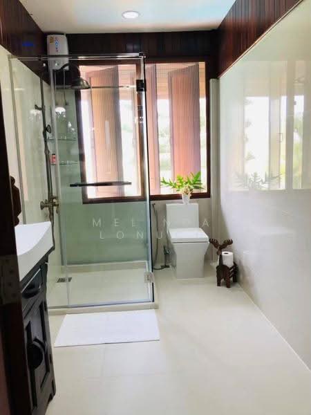 4-BR House, Chon Buri (Pattaya), Poong, Bang Lamung (Pattaya), Chon Buri (Pattaya), 4 Bedrooms, 445 sqm, Single Detached House For Rent, by Melinda Lonuch, 500630392 - DDproperty.com