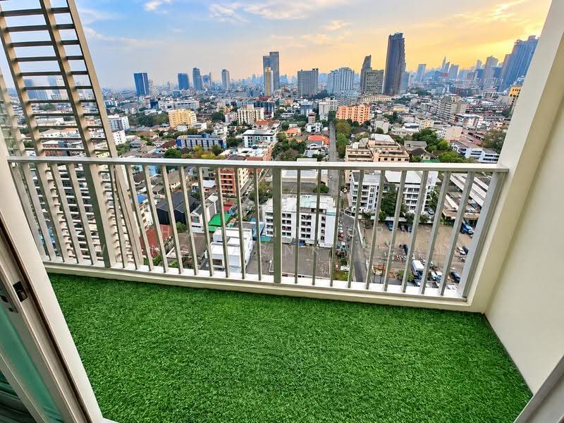 Abstracts Phahonyothin Park, Bangkok, 1076 Phahonyothin Road, Jom Phon, Chatuchak, Bangkok, 1 Bedroom, 38 sqm, Condo For Sale, by Thananthorn Wongvarnkaseam, 500630418 - DDproperty.com