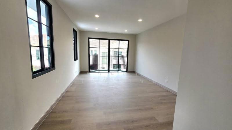 Passorn 7 Rattanathibet, Nonthaburi, Bang Kruai - Sai Noi Road, Bang Rak Yai, Bang Bua Thong, Nonthaburi, 4 Bedrooms, 178 sqm, Single Detached House For Sale, by พเนตร มหามิตรานนท์, 500630451 - DDproperty.com