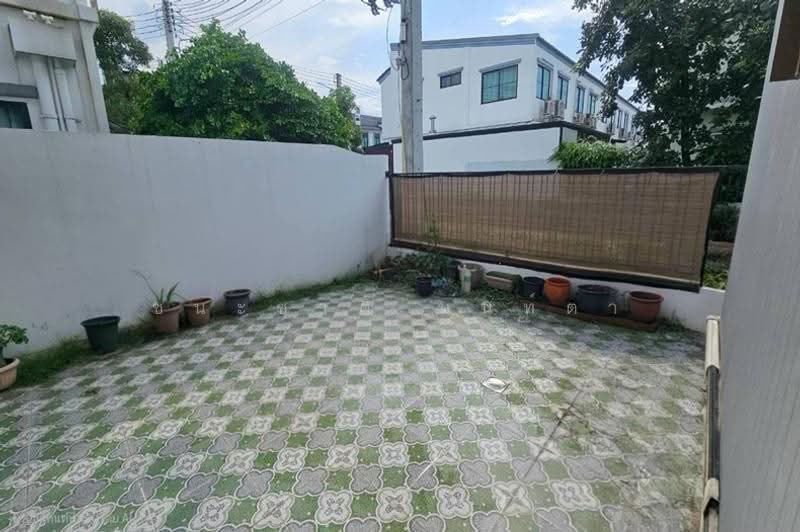 Villaggio Lamlukka-Wongwaen, Pathum Thani, Lam Luk Ka Road 97, Bung Kham Proi, Lam Luk Ka, Pathum Thani, 3 Bedrooms, 210 sqm, Townhouse For Sale, by ชนะชาติ นนท์ตา, 500630578 - DDproperty.com