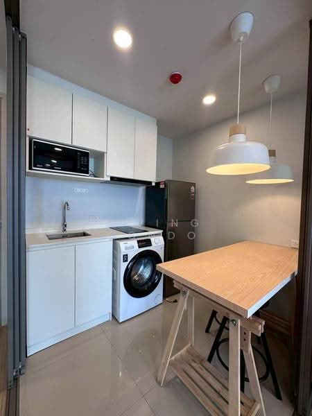 ESQUE Sukhumvit 101/1, Bangkok, Soi Wachiratham Sathit 25, Bang Chak, Phra Khanong, Bangkok, 1 Bedroom, 34 sqm, Condo For Rent, by Living Condo, 500630607 - DDproperty.com