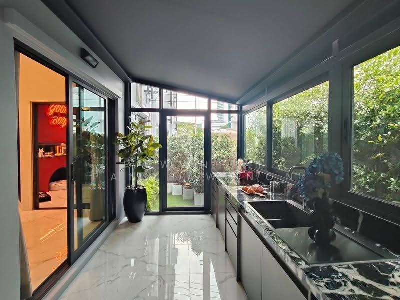 89 Residence Ratchada-Rama 9, Bangkok, Huai Khwang, Bangkok, 4 Bedrooms, 235 sqm, Single Detached House For Sale, by Pawanrat Panchawanon, 500630767 - DDproperty.com