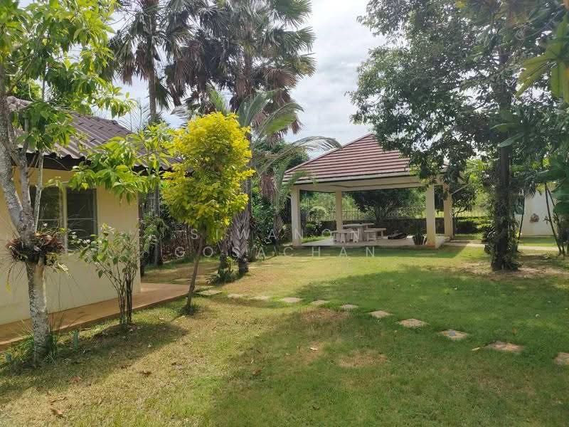 6-BR House, Chon Buri (Pattaya), Bang Sa-re, Sattahip, Chon Buri (Pattaya), 6 Bedrooms, 420 sqm, Single Detached House For Sale, by Siwanon Gosachan, 500630787 - DDproperty.com