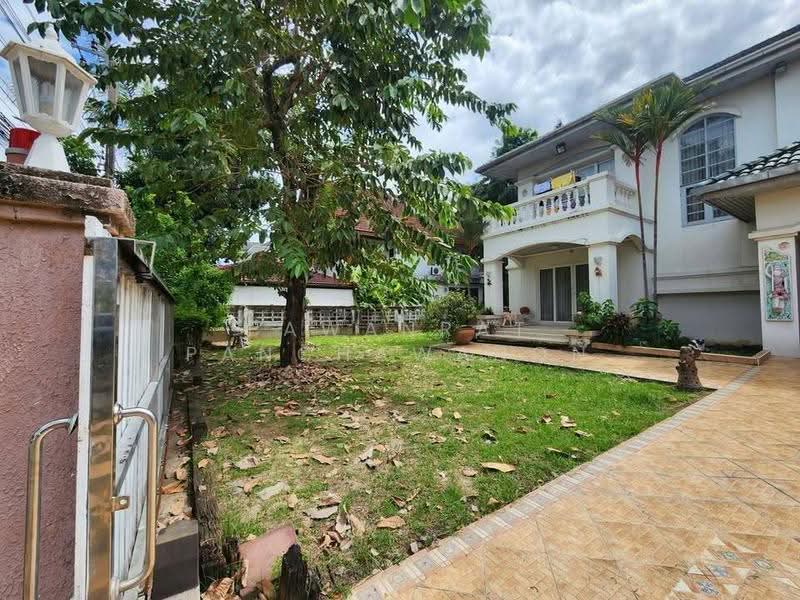 undefined, Bangkok, Praborommaharatchawang, Phra Nakhon, Bangkok, 3 Bedrooms, 204 sqm, Single Detached House For Sale, by Pawanrat Panchawanon, 500630794 - DDproperty.com