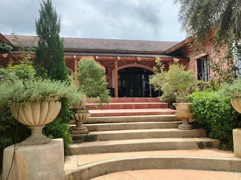 อาณาจักรส่วนตัวสไตล์ French House กลางธรรมชาติ | วิวหลักล้าน, นครราชสีมา, วังไทร, ปากช่อง, นครราชสีมา, 400 ตร.ม., บ้านเดี่ยว ขาย, โดย พลิศภัสร์ โชคธนวีระกานต์, 500630816 - DDproperty.com