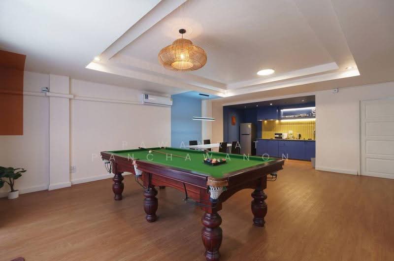 5-BR Townhouse, Bangkok, Khlong Tan Nua, Watthana, Bangkok, 5 Bedrooms, 240 sqm, Townhouse For Rent, by Pawanrat Panchawanon, 500630837 - DDproperty.com