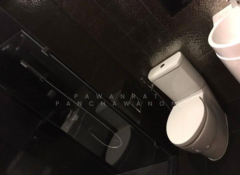 Rhythm Sukhumvit 36-38, Bangkok, 55 Soi Sukhumvit 36, Sukhumvit Road, Phra Kanong, Khlong Toei, Bangkok, 1 Bedroom, 33 sqm, Condo For Sale, by Pawanrat Panchawanon, 500630879 - DDproperty.com