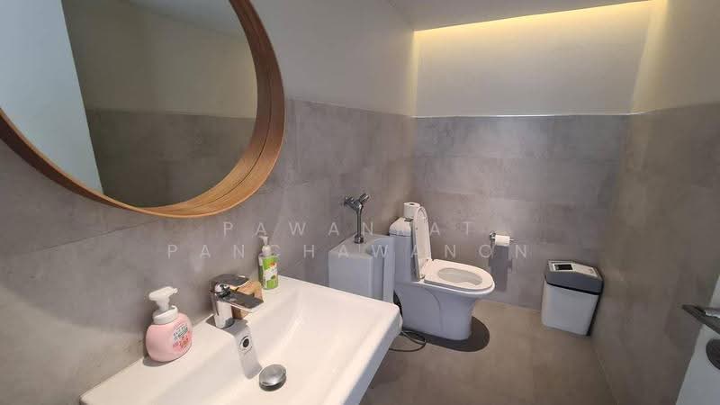 2-BR House, Bangkok, Khlong Tan Nua, Watthana, Bangkok, 2 Bedrooms, 141 sqm, Single Detached House For Rent, by Pawanrat Panchawanon, 500630929 - DDproperty.com