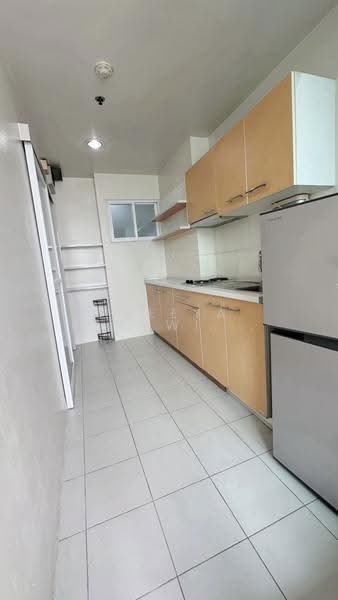Life @ Ratchada-Huai Khwang, Bangkok, 189 Pracharatbamphen Road, Huai Khwang, Bangkok, 1 Bedroom, 41 sqm, Condo For Sale, by Areeya Kingwichit, 500630989 - DDproperty.com