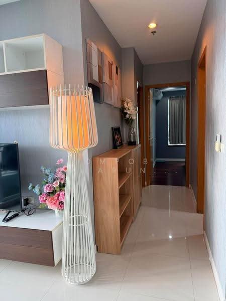 Circle Condominium, Bangkok, 1674 Soi Petchaburi 36 Petchaburi Road, Makkasan, Ratchathewi, Bangkok, 2 Bedrooms, 75 sqm, Condo For Rent, by Sompob Buaparungsri, 500630995 - DDproperty.com
