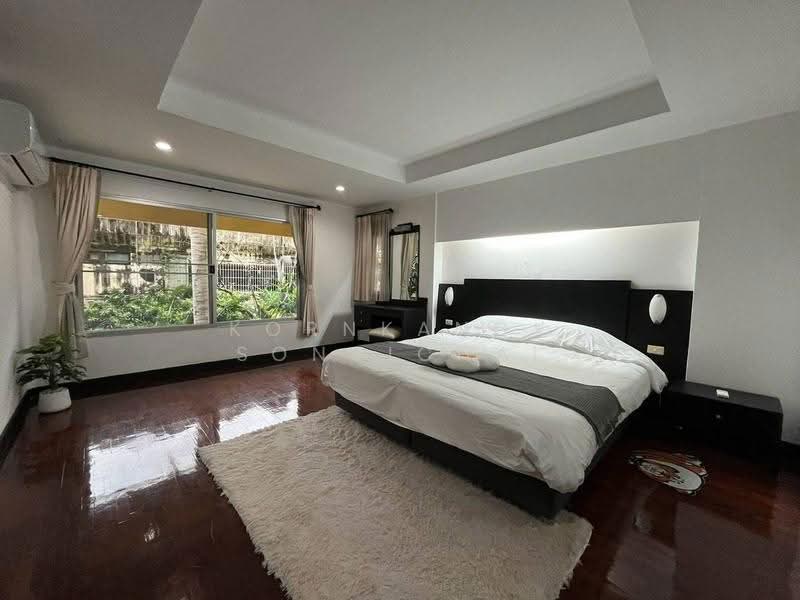 Charktip Court, Bangkok, 62 Soi Sukhumvit 51, Khlongtoei Nua, Watthana, Bangkok, 3 Bedrooms, 200 sqm, Apartment For Rent, by Kornkanok Sonvichai, 500631113 - DDproperty.com