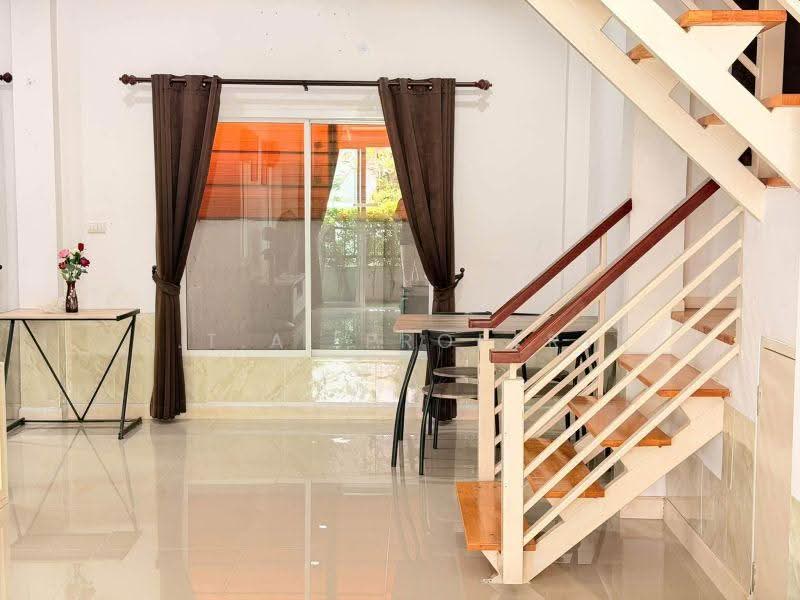 Trio Town Assumption-Sriracha, Chon Buri (Pattaya), Surasak, Si Racha, Chon Buri (Pattaya), 3 Bedrooms, 120 sqm, Semi-Detached House (Twin House) For Rent, by A.T.A. Property, 500631120 - DDproperty.com