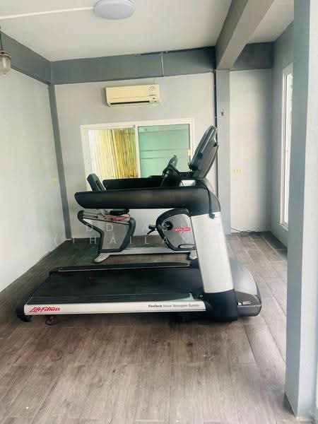 บ้านเดี่ยว 2 ชั้น ซอยลาดพร้าว41 แยก14 บ้านพร้อมสระว่ายน้ำ รหัส : H8315, กรุงเทพ, ลาดพร้าว, กรุงเทพ, 980 ตร.ม., บ้านเดี่ยว ขาย, โดย DD Asset (Thailand) Co.,Ltd, 500631126 - DDproperty.com
