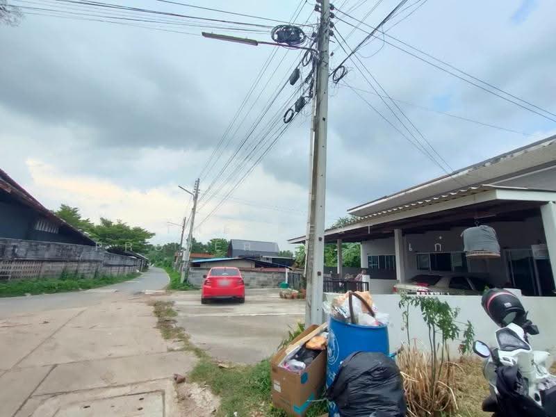 ทาวน์เฮ้าส์พนัสนิคม ชลบุรี, Chon Buri (Pattaya), Ban Chang, Phanat Nikhom, Chon Buri (Pattaya), 2 Bedrooms, 150 sqm, Townhouse For Sale, by The Best Property   เก๋, 500631144 - DDproperty.com