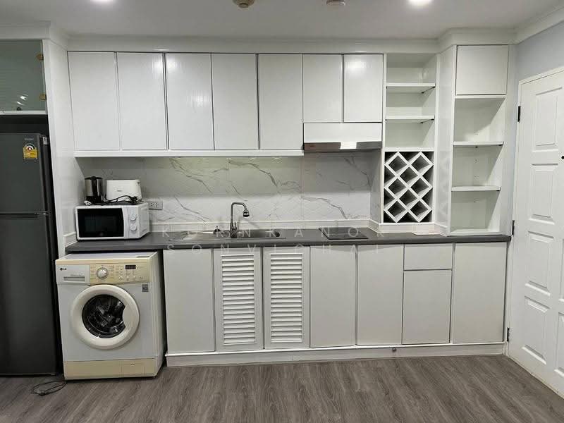 49 Suite Sukhumvit 49, Bangkok, 26 Soi Sukhumvit 49, Khlong Tan Nua, Watthana, Bangkok, 1 Bedroom, 40 sqm, Condo For Rent, by Kornkanok Sonvichai, 500631165 - DDproperty.com