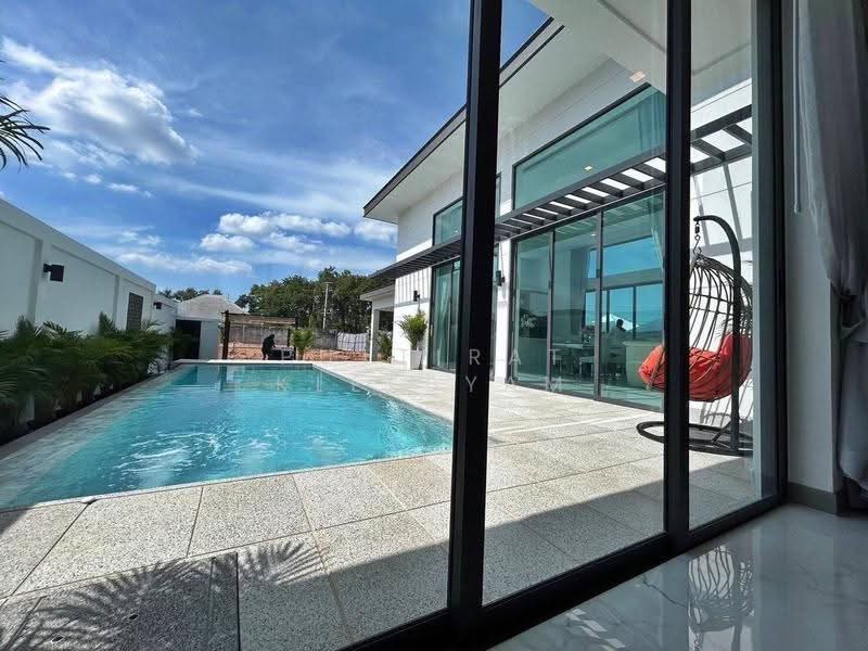 Layan Chak Nok, Chon Buri (Pattaya), Toongklom-Talman 20, Bang Lamung, Bang Lamung (Pattaya), Chon Buri (Pattaya), 4 Bedrooms, 492 sqm, Villa For Sale, by Puttirat Kleebyam, 500631227 - DDproperty.com