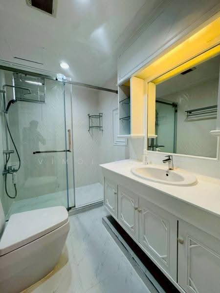 Charan Tower Residences by Aspira, Bangkok, 19 Soi Sukhumvit 43, Khlong Tan Nua, Watthana, Bangkok, 4 Bedrooms, 680 sqm, Apartment For Rent, by Vimol Kogar, 500631296 - DDproperty.com