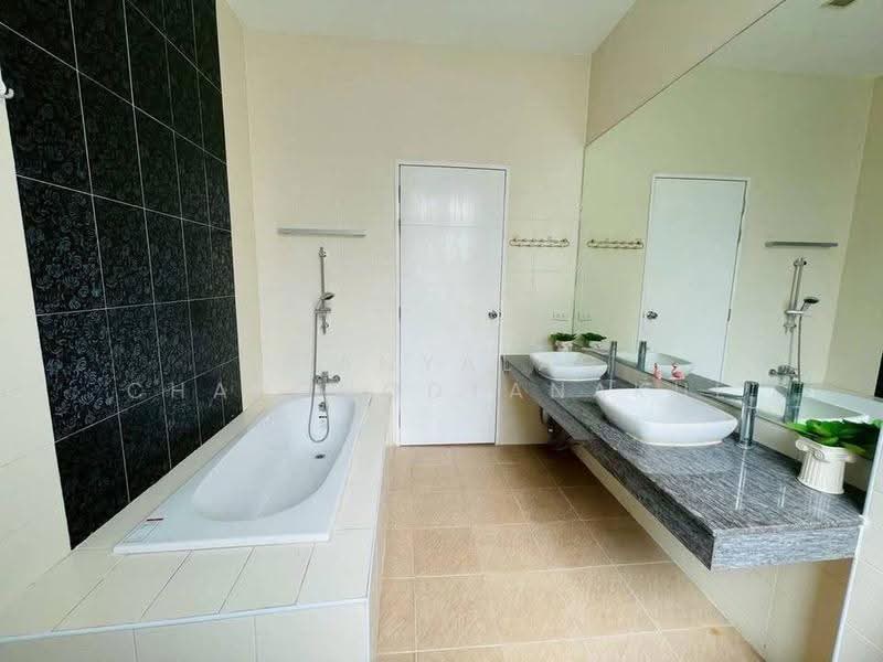 undefined, Chon Buri (Pattaya), Nong Pru, Bang Lamung (Pattaya), Chon Buri (Pattaya), 3 Bedrooms, 180 sqm, Single Detached House For Sale, by Thanyalag Chanchodtanakul, 500631466 - DDproperty.com