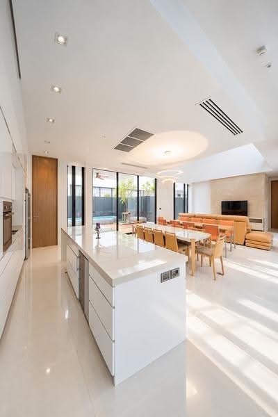 Luxury House for Sale in Ekkamai with Private Swimming Pool, Bangkok, Phra Kanong Nua, Watthana, Bangkok, 4 Bedrooms, 959 sqm, Single Detached House For Sale, by Lalita Sriploy, 500631674 - DDproperty.com