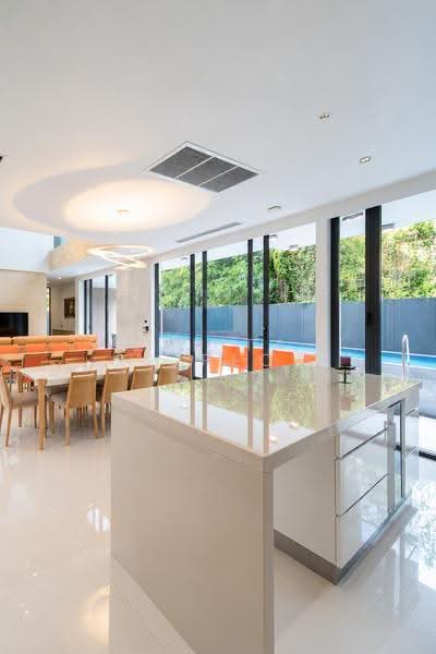 Luxury House for Sale in Ekkamai with Private Swimming Pool, Bangkok, Phra Kanong Nua, Watthana, Bangkok, 4 Bedrooms, 959 sqm, Single Detached House For Sale, by Lalita Sriploy, 500631674 - DDproperty.com
