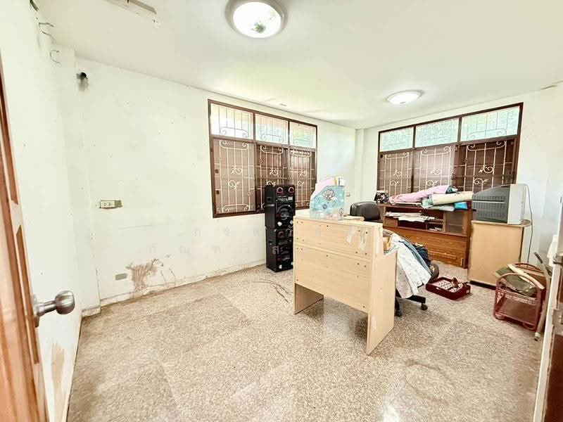 ขาย บ้านเดี่ยว 338 ตร.วา ซอยลำโพ 25 บางบัวทอง, Nonthaburi, Lam Pho, Bang Bua Thong, Nonthaburi, 6 Bedrooms, 377 sqm, Single Detached House For Sale, by กรณวัสส์ กัณฑวัสส์วงส์, 500631697 - DDproperty.com