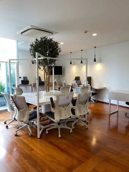 Standalone 6-Storey Home & Office | Ekkamai–Ram Inthra Expressway, Bangkok, ลาดพร้าว 88, Phlapphla, Wang Thonglang, Bangkok, , 703 sqm, Shophouse For Sale, by Khun Ming, 500631756 - DDproperty.com