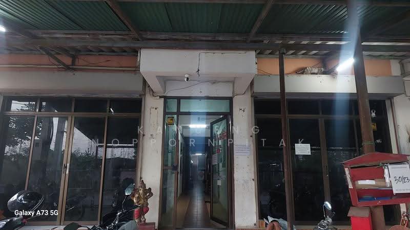 The bulding in front of Nicomrhochana ayutthaya, Phra Nakhon Si Ayutthaya, Tha-nu, Uthai, Phra Nakhon Si Ayutthaya, , 5,000 sqm, Shophouse For Sale, by Kanueng Noppornpitak, 500631776 - DDproperty.com