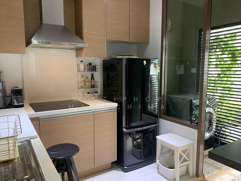 The Emporio Place, Bangkok, 93 Soi Sukhumvit 24, Sukhumvit Road, Khong Tan, Khlong Toei, Bangkok, 2 Bedrooms, 160 sqm, Condo For Rent, by Kittiphop Machchima, 500631803 - DDproperty.com