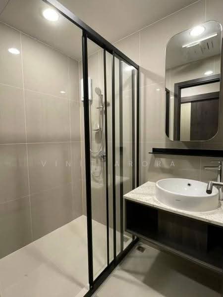 XT Huaikhwang, Bangkok, 244 Ratchadaphisek Road, Huai Khwang, Bangkok, 1 Bedroom, 29 sqm, Condo For Sale, by Vinit Arora, 500631879 - DDproperty.com