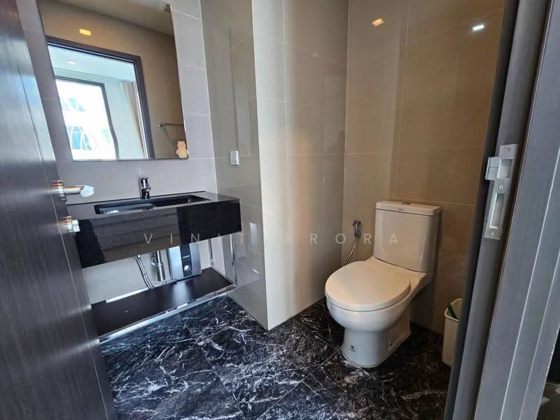 The Edge Sukhumvit 23, Bangkok, 6 Soi Sukhumvit 23, Khlongtoei Nua, Watthana, Bangkok, 1 Bedroom, 30 sqm, Condo For Rent, by Vinit Arora, 500631918 - DDproperty.com