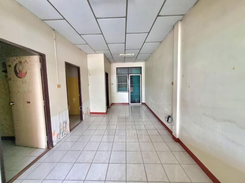 ร้อยหลัง วังหิน, Chon Buri (Pattaya), Surasak, Si Racha, Chon Buri (Pattaya), 2 Bedrooms, 100 sqm, Townhouse For Sale, by The Best Property วา, 500631947 - DDproperty.com