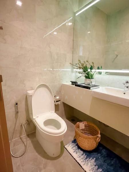 Noble Around Sukhumvit 33, Bangkok, 17 Soi Sukhumvit 33, Khlong Tan Nua, Watthana, Bangkok, 2 Bedrooms, 65 sqm, Condo For Rent, by Shinyu Real Estate, 500632011 - DDproperty.com