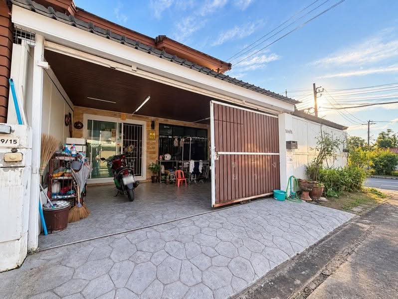 Pruksa Ville 42 Terdthai-Kalpapruk, Bangkok, Terdthai Road (opposite Soi Terdthai 72), Bang Wa, Phasi Charoen, Bangkok, 3 Bedrooms, 200 sqm, Townhouse For Sale, by ภัทรนัน อิศรางกูร ณ อยุธยา, 500632016 - DDproperty.com